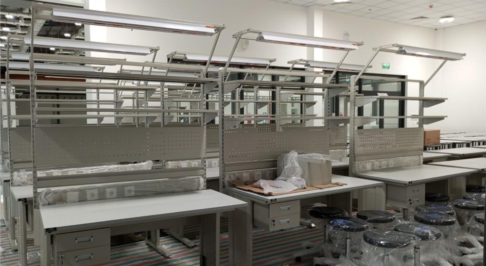 Bàn thao tác chống tĩnh điện 3 tầng Leenol