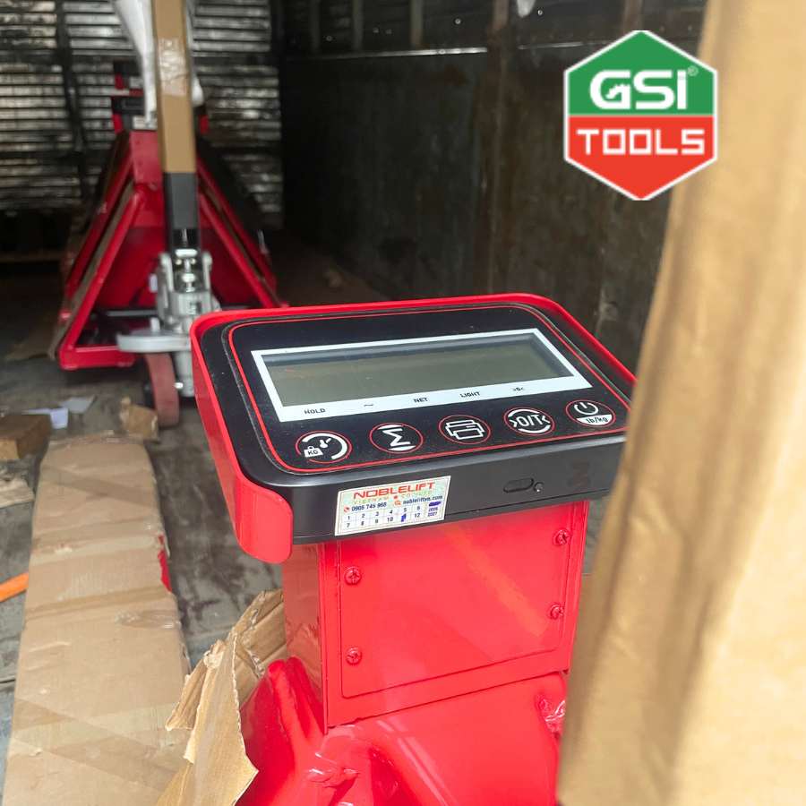 xe nâng tay gắn cân điện tử 2 tấn cung cấp cho P&G