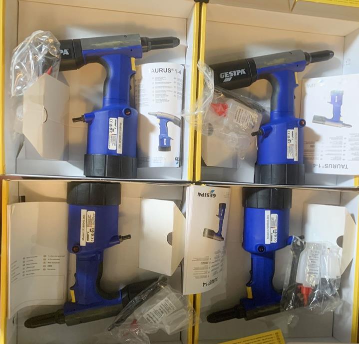 s&uacute;ng r&uacute;t rive bằng hơi GSI giao cho kh&aacute;ch h&agrave;ng