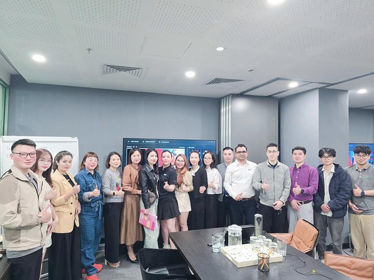 đ&agrave;o tạo sản phẩm mới của Honeywell v&agrave; PIP